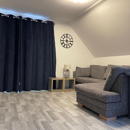 Lochside Loft - Self Catering Apartment For 2 In A Great Location For Inverness Airport And Both Cabot Highlands & Nairn Golf Courses Экстерьер фото