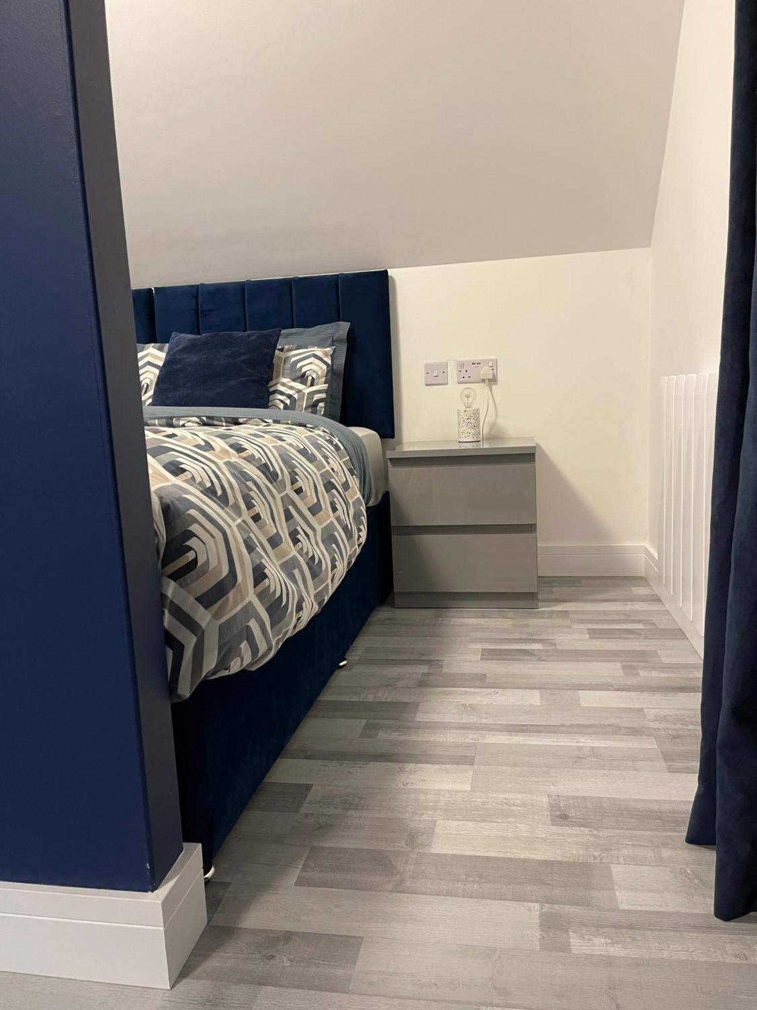 Lochside Loft - Self Catering Apartment For 2 In A Great Location For Inverness Airport And Both Cabot Highlands & Nairn Golf Courses Экстерьер фото