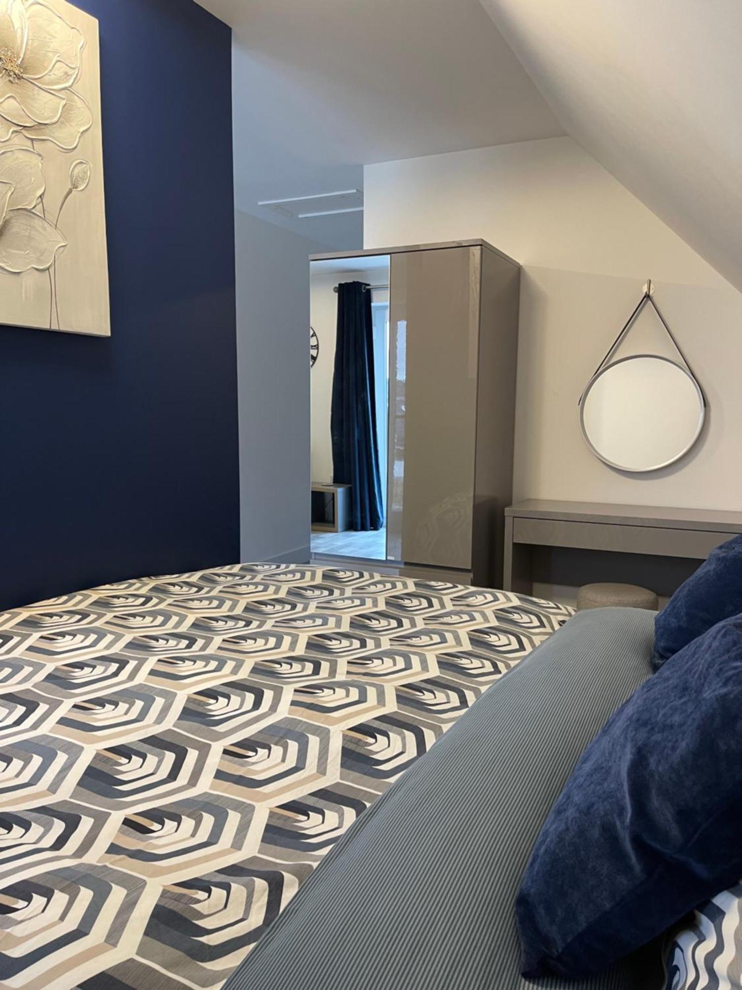 Lochside Loft - Self Catering Apartment For 2 In A Great Location For Inverness Airport And Both Cabot Highlands & Nairn Golf Courses Экстерьер фото