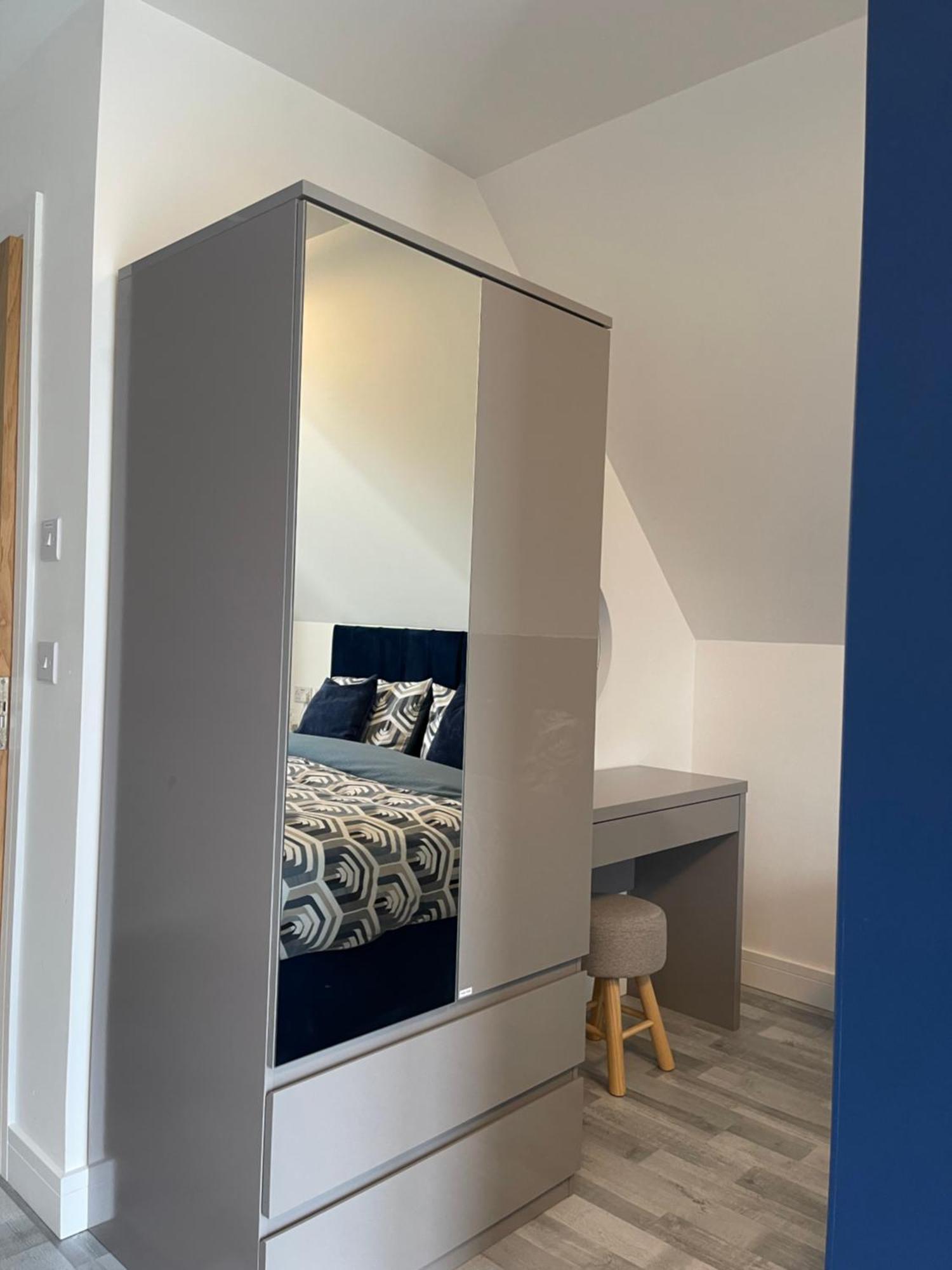 Lochside Loft - Self Catering Apartment For 2 In A Great Location For Inverness Airport And Both Cabot Highlands & Nairn Golf Courses Экстерьер фото