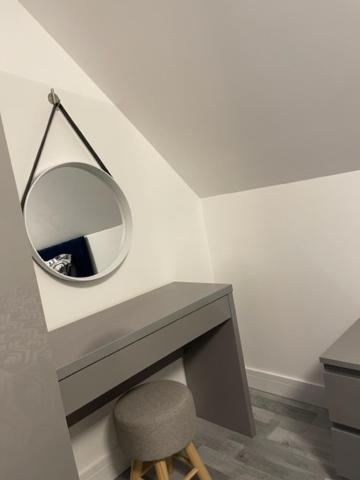 Lochside Loft - Self Catering Apartment For 2 In A Great Location For Inverness Airport And Both Cabot Highlands & Nairn Golf Courses Экстерьер фото