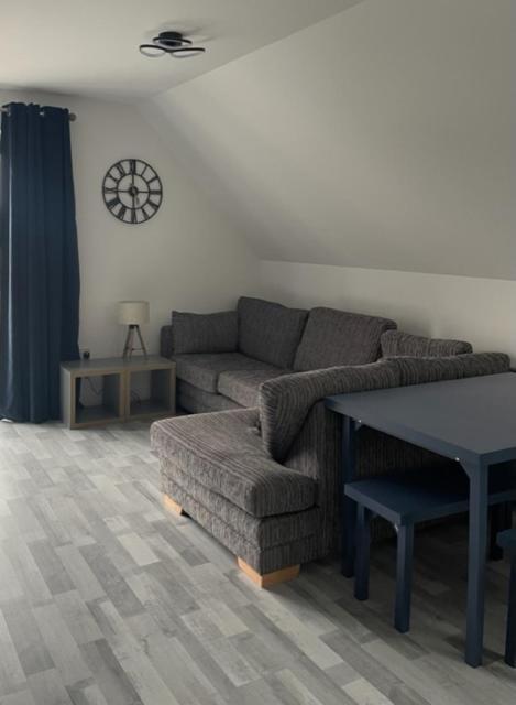 Lochside Loft - Self Catering Apartment For 2 In A Great Location For Inverness Airport And Both Cabot Highlands & Nairn Golf Courses Экстерьер фото