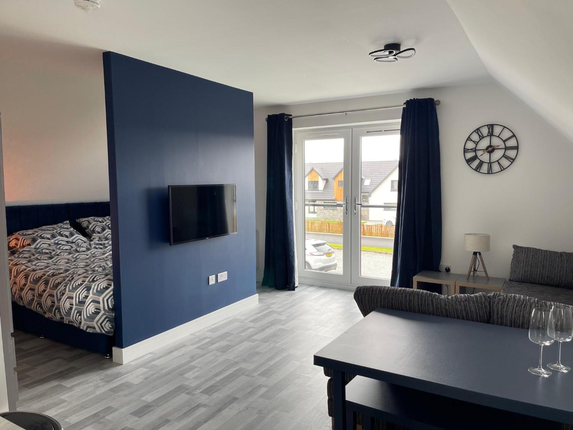 Lochside Loft - Self Catering Apartment For 2 In A Great Location For Inverness Airport And Both Cabot Highlands & Nairn Golf Courses Экстерьер фото
